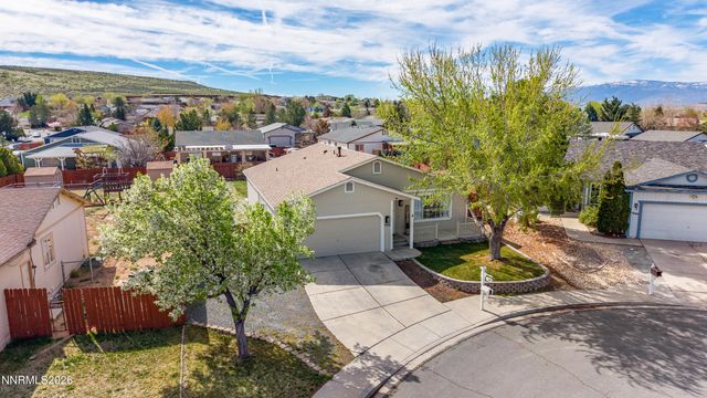 5950 Sunrose Court, Sun Valley, NV 89433