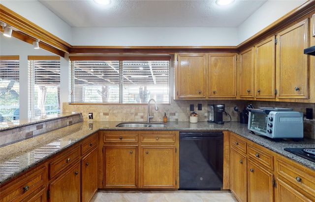 18107 W Cypress Hill Circle, Cypress, TX 77433