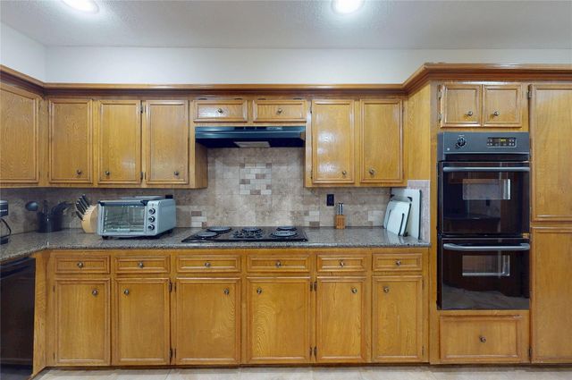 18107 W Cypress Hill Circle, Cypress, TX 77433