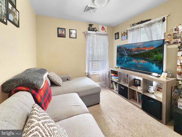 6 SALEM AVE, Newfield, NJ 08344
