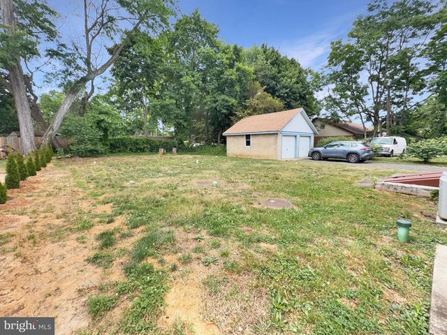 6 SALEM AVE, Newfield, NJ 08344