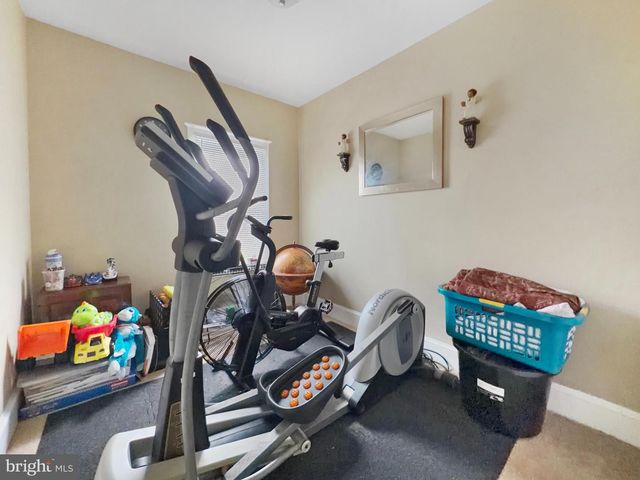 6 SALEM AVE, Newfield, NJ 08344