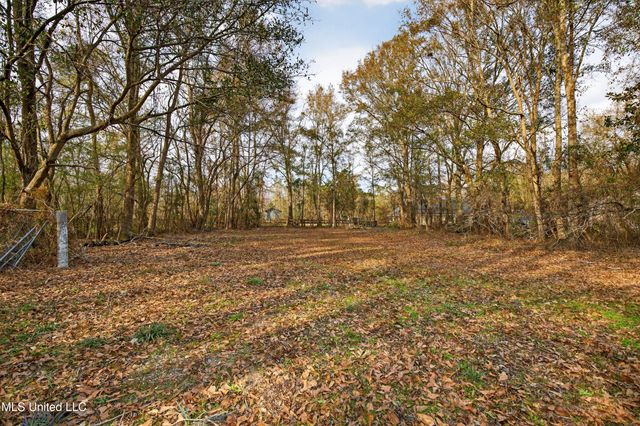 14266 John Clark Road, Gulfport, MS 39503