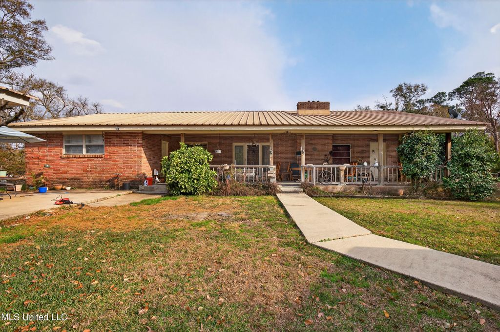 14266 John Clark Road, Gulfport, MS 39503