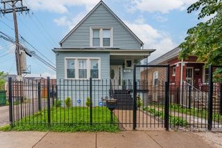 7115 S Rockwell Street, Chicago, IL 60629