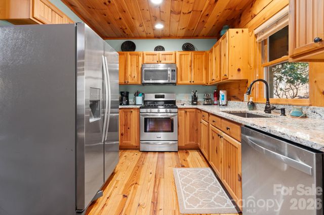 135 Jake Trail, Vilas, NC 28692