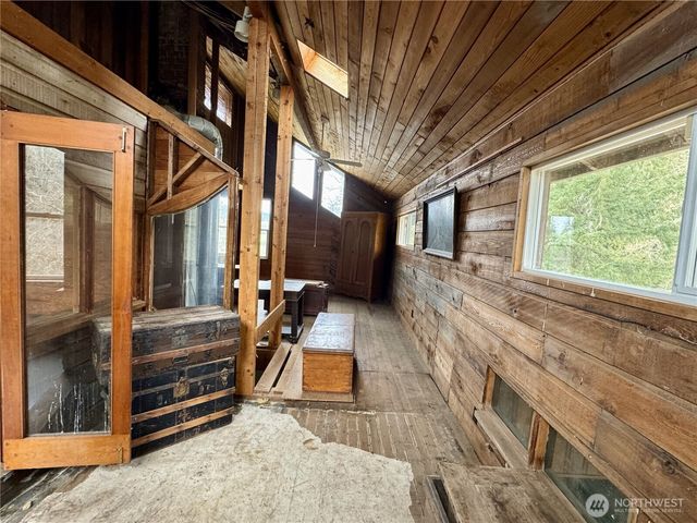 7513 Robe Menzel Road, Granite Falls, WA 98252