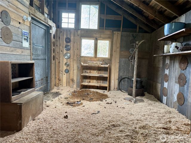 7513 Robe Menzel Road, Granite Falls, WA 98252