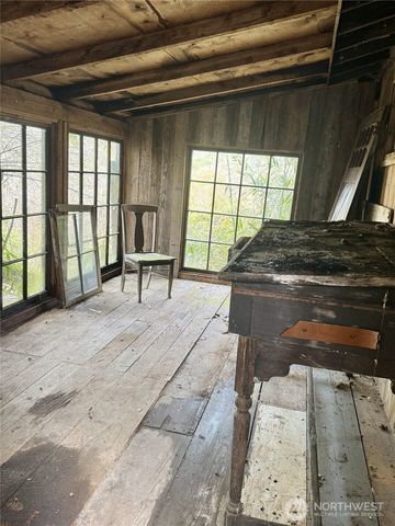 7513 Robe Menzel Road, Granite Falls, WA 98252