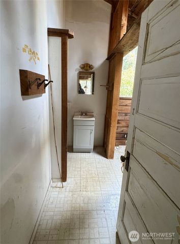 7513 Robe Menzel Road, Granite Falls, WA 98252