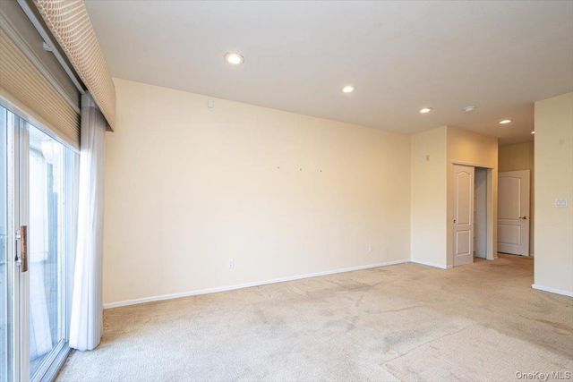 97 Windwatch Drive, Hauppauge, NY 11788