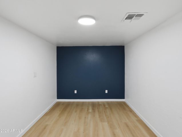 9047 N 9TH Street, Phoenix, AZ 85020