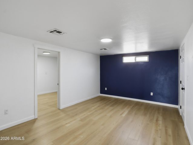 9047 N 9TH Street, Phoenix, AZ 85020