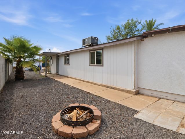 9047 N 9TH Street, Phoenix, AZ 85020