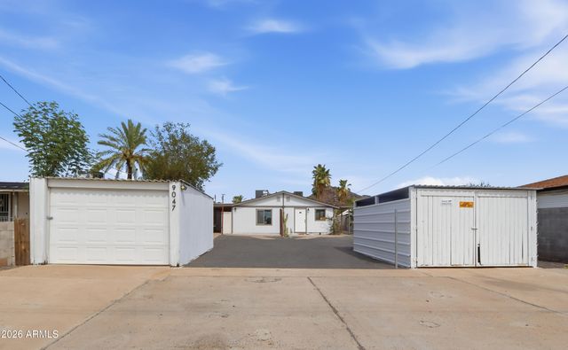 9047 N 9TH Street, Phoenix, AZ 85020