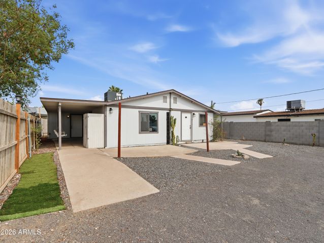 9047 N 9TH Street, Phoenix, AZ 85020