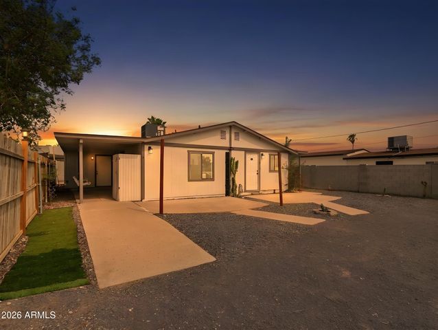 9047 N 9TH Street, Phoenix, AZ 85020
