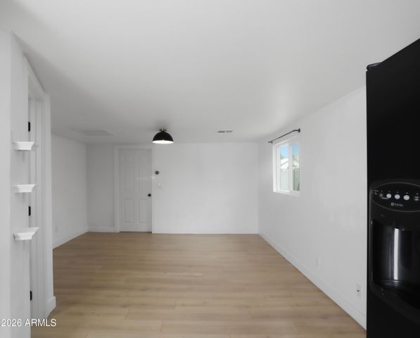 9047 N 9TH Street, Phoenix, AZ 85020