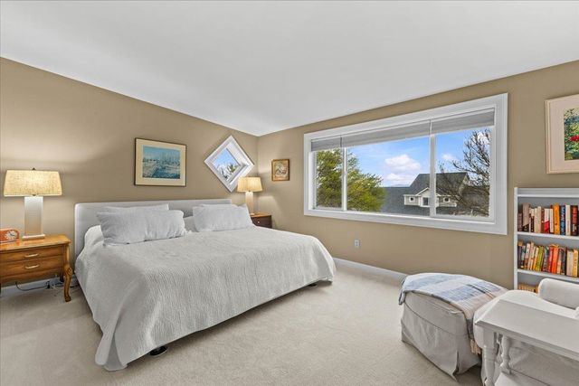 73 Park Road, South Burlington, VT 05403