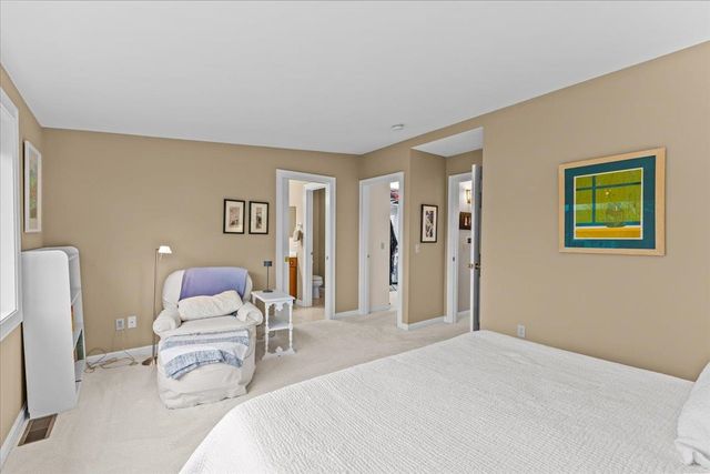 73 Park Road, South Burlington, VT 05403