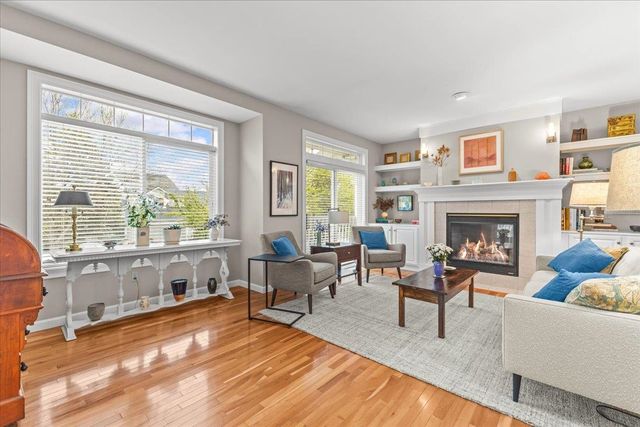 73 Park Road, South Burlington, VT 05403