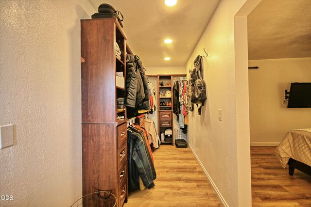 2162 Happy Valley Drive, Medford, OR 97501