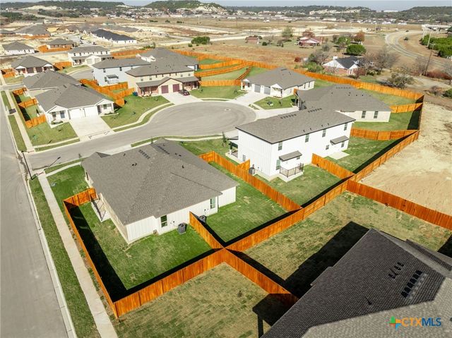 102 Logan Court, Copperas Cove, TX 76522