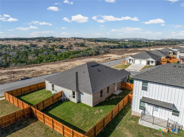 102 Logan Court, Copperas Cove, TX 76522