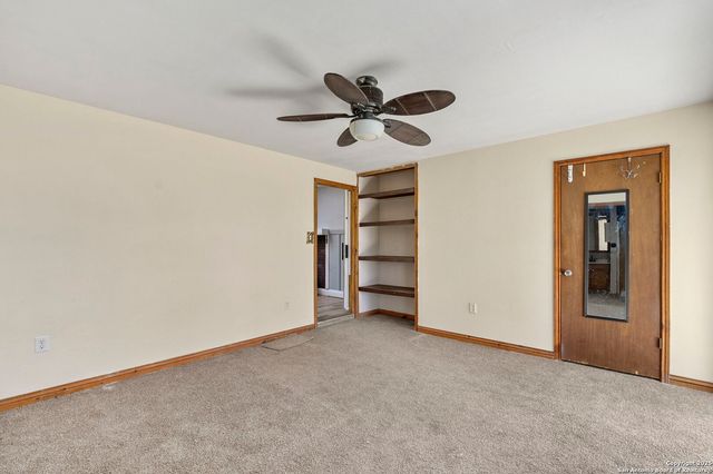 434 Spur Dr, Bandera, TX 78003