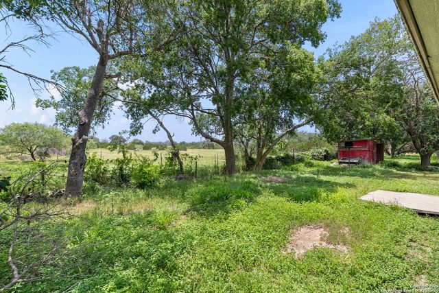 434 Spur Dr, Bandera, TX 78003