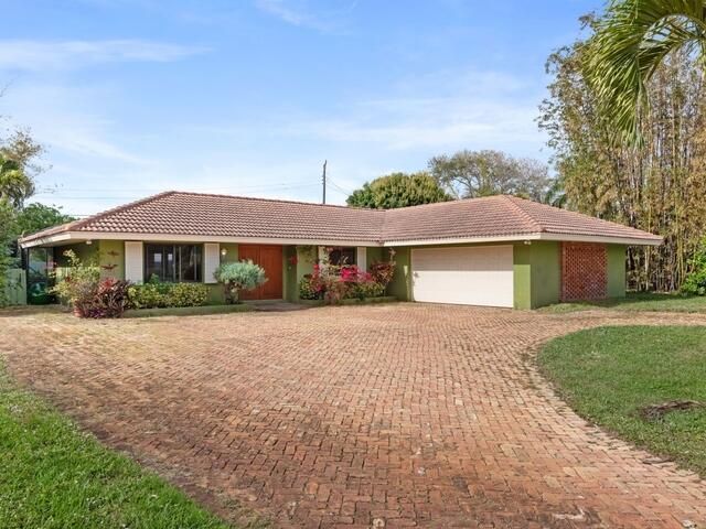 1705 Ashby Road, Juno Beach, FL 33408