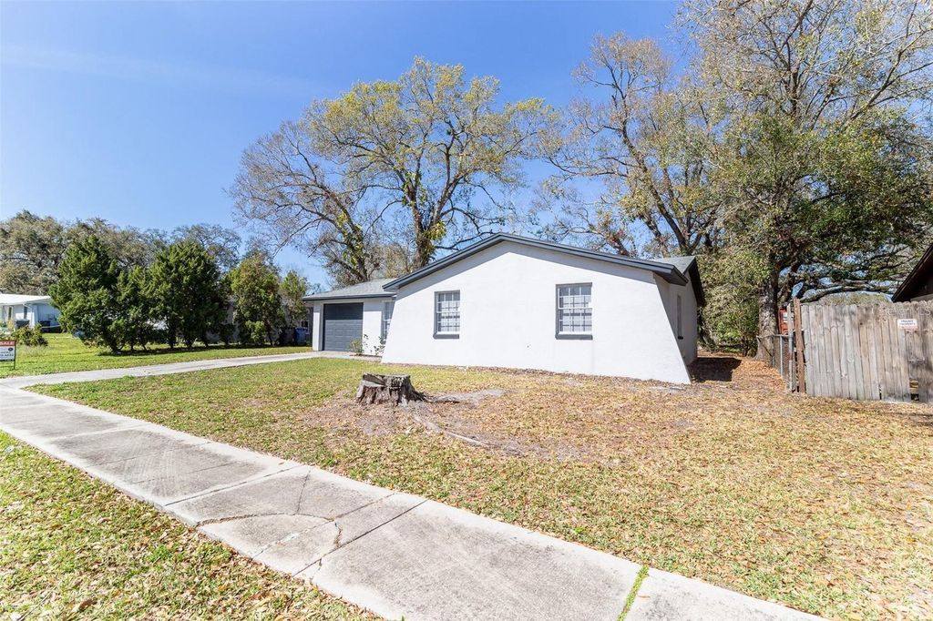 3432 DANNY BRYAN BOULEVARD, Tampa, FL 33619