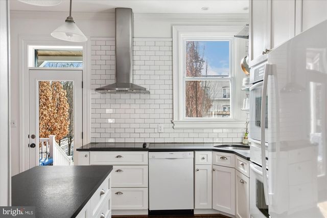 1820 WYOMING AVE NW, Washington, DC 20009