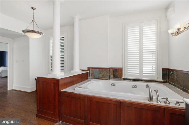 1820 WYOMING AVE NW, Washington, DC 20009