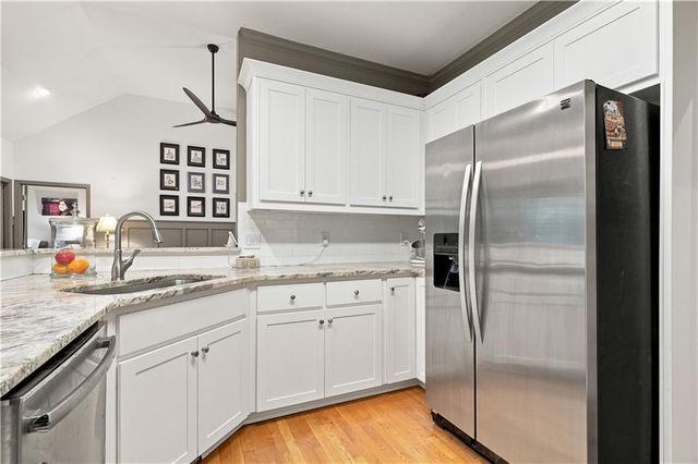 7 Summit Drive E, Jasper, GA 30143