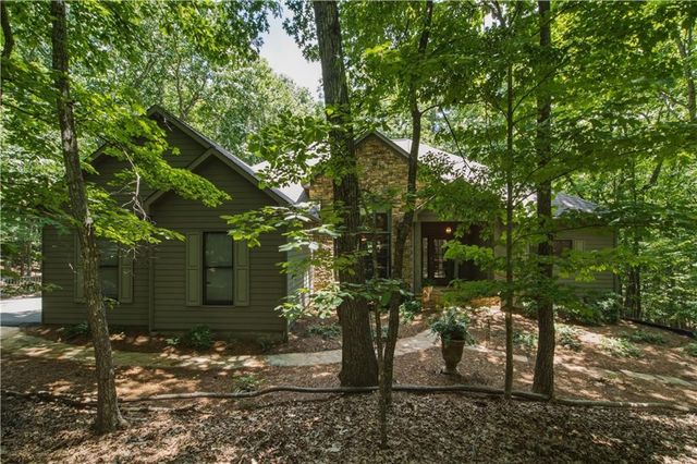 7 Summit Drive E, Jasper, GA 30143