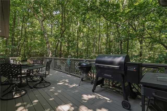 7 Summit Drive E, Jasper, GA 30143