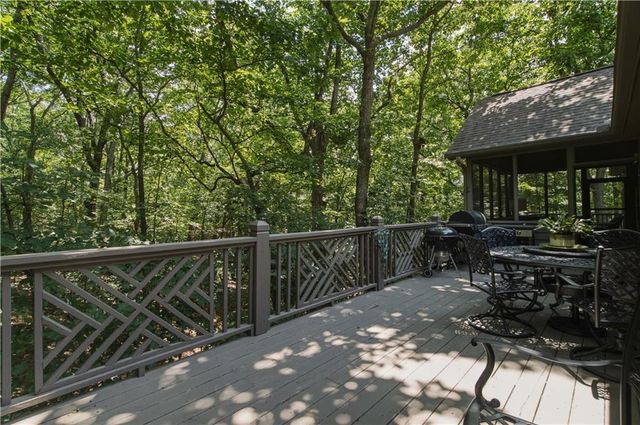 7 Summit Drive E, Jasper, GA 30143