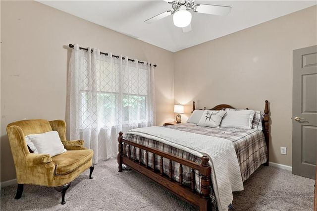 7 Summit Drive E, Jasper, GA 30143