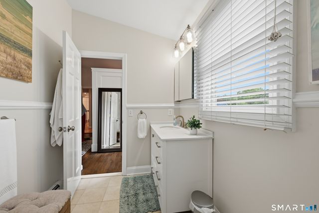 76 Winton Place, Stratford, CT 06614