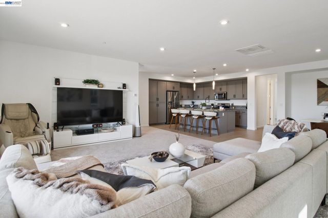 5473 Dublin Blvd, Dublin, CA 94568