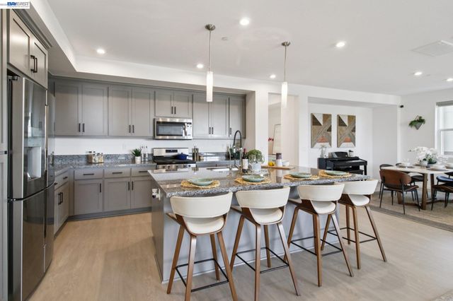 5473 Dublin Blvd, Dublin, CA 94568