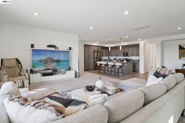 5473 Dublin Blvd, Dublin, CA 94568