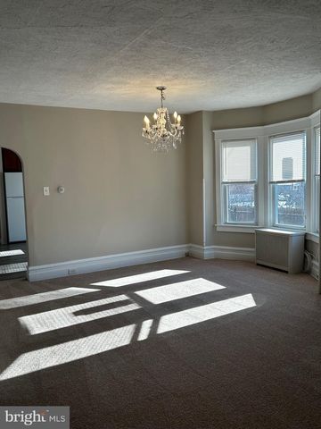 302 N YORK ST, Pottstown, PA 19464