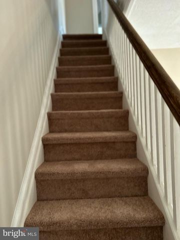 302 N YORK ST, Pottstown, PA 19464