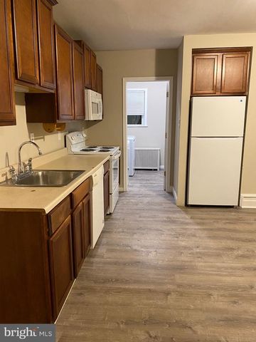 302 N YORK ST, Pottstown, PA 19464