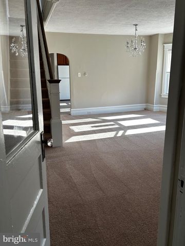 302 N YORK ST, Pottstown, PA 19464