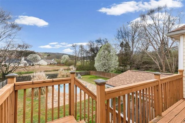 209 Cline Smith NE Road, Cartersville, GA 30121