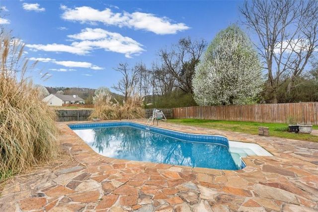 209 Cline Smith NE Road, Cartersville, GA 30121