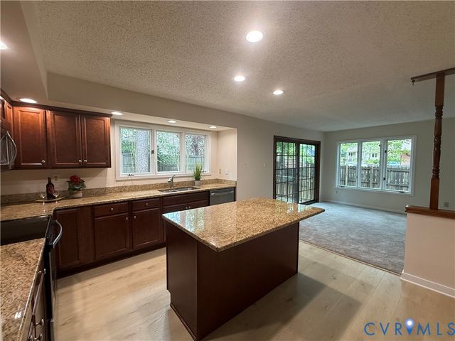 10108 Cedar Knoll Ln, Henrico, VA 23233